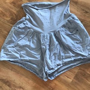 Maternity shorts